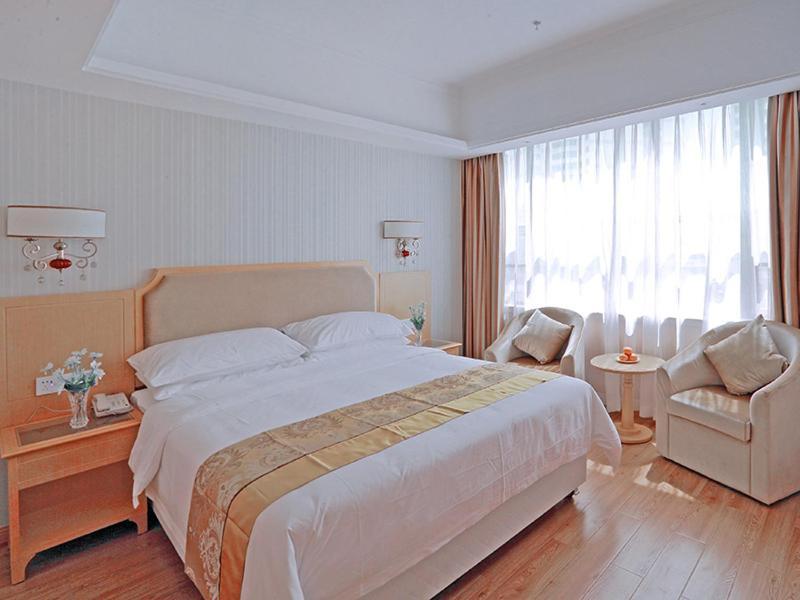 Vienna 3 Best Hotel Baise Zhongshan Road City Central Εξωτερικό φωτογραφία